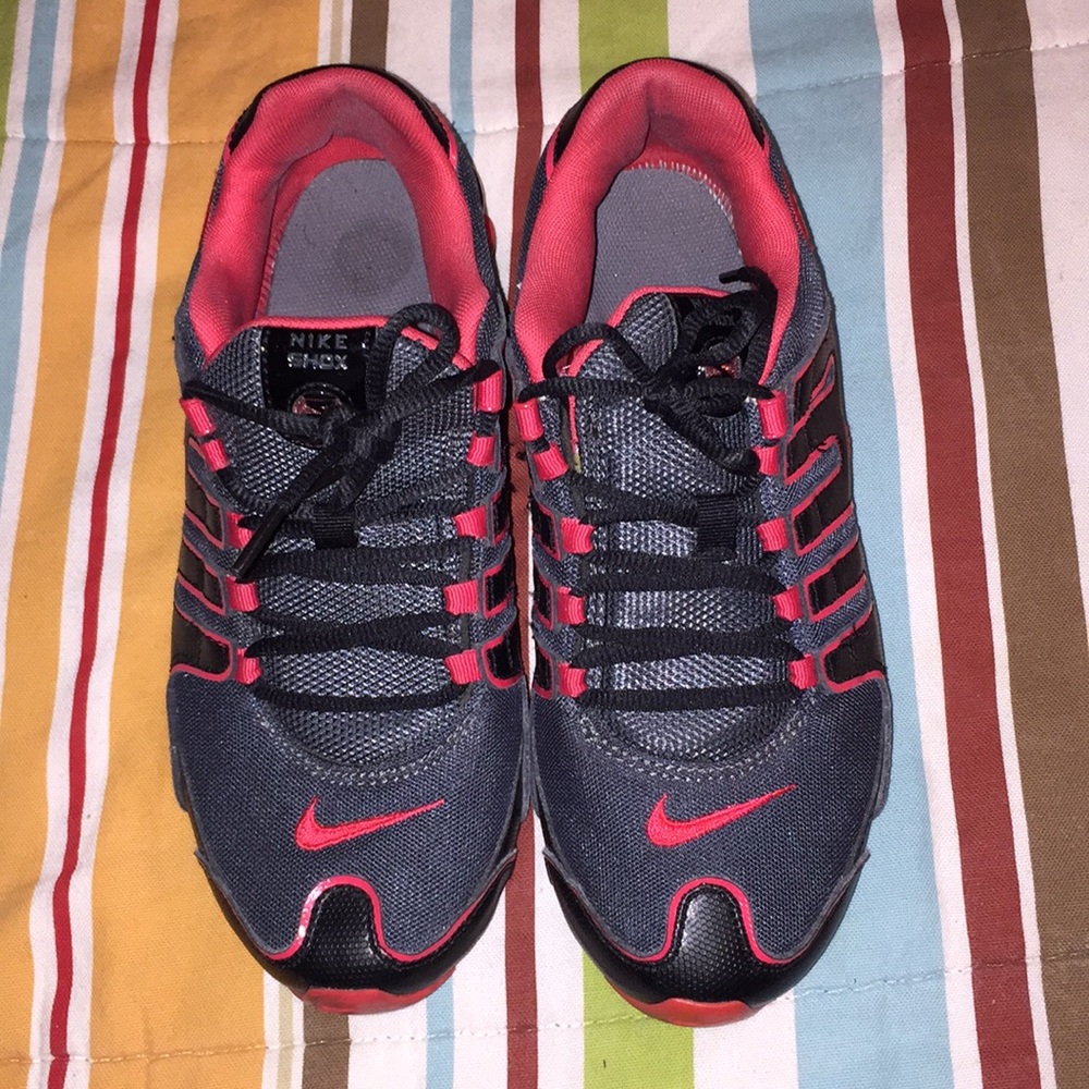 Nike Shox 8.5